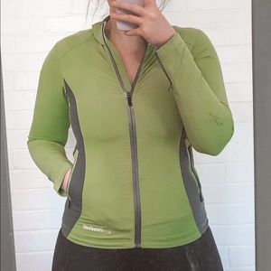 Green Cloudveil “Jackson Hole Wyoming” lightweight zip up jacket.